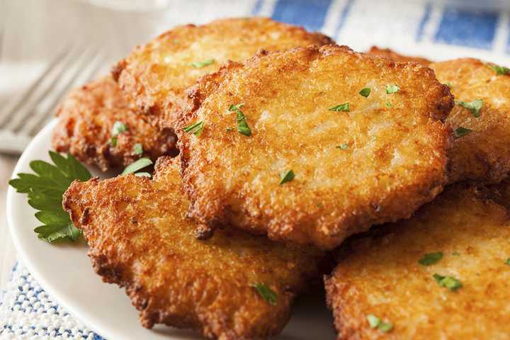 Stamford's Fairway Market Serves Up Recipes For Rosh Hashanah