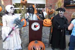 'Sleepy Hollow' TV Stars Tour Washington Irving's Town