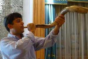 Yom Kippur Begins At Sundown 