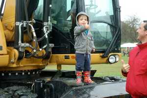 Rain Doesn't Dampen Enthusiasm For KIDZFEST In Norwalk