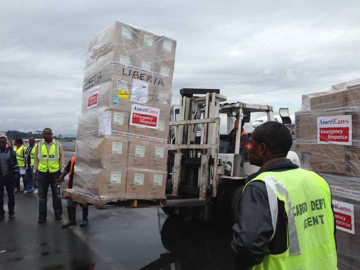 AmeriCares delivers Cardinal Health products in Liberia on Sept. 29.