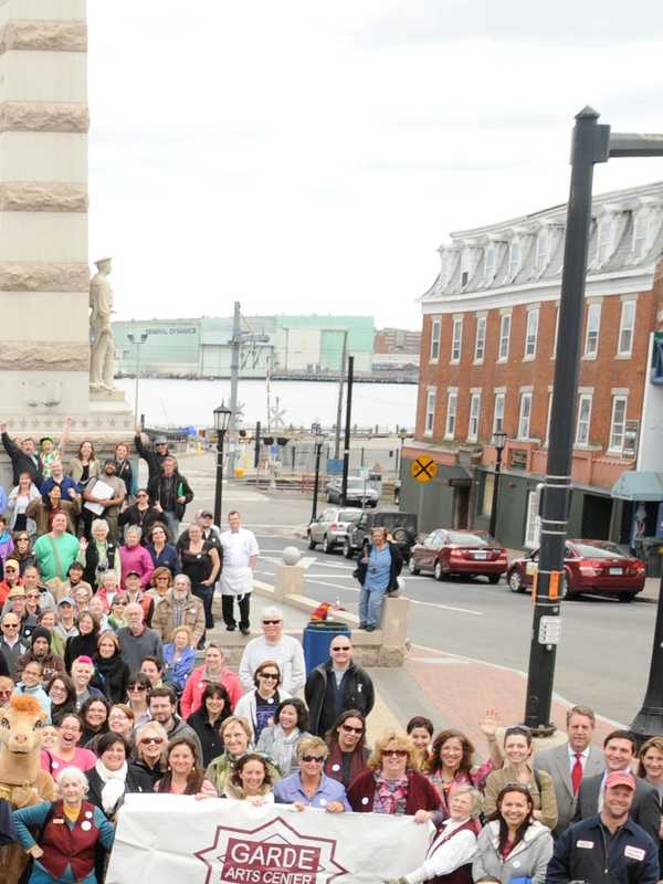 Main Street Discussion At Bridgeport's Barnum Museum