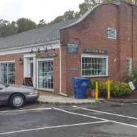 <p>The Lunch Box is a landmark in the center of Weston. </p>