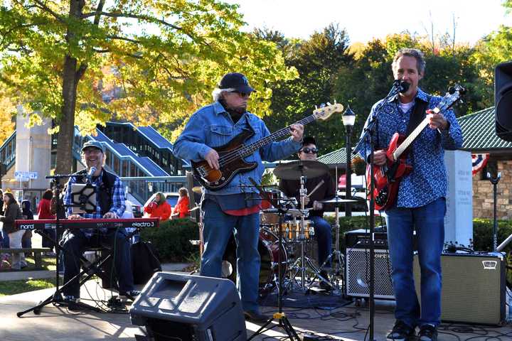 Chappaqua Celebrates Autumn With Parade, Fall Festival 