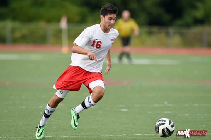 Somers Soccer Star Named Player Of The Week By MaxPreps