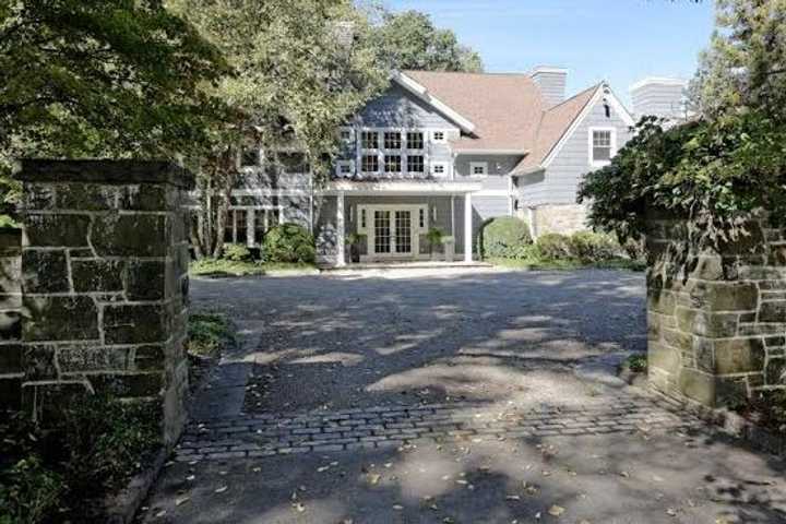 Prized Colonial In Purchase Hits Market For $5.6 Million