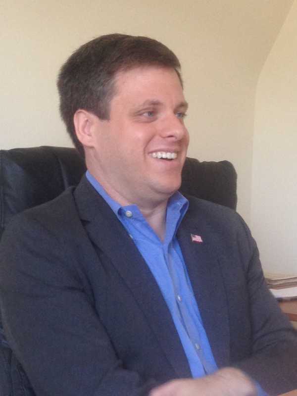 Debicella Says Parties Need To Reach Across The Aisle In Congress