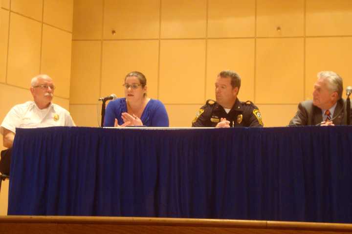 Norwalk Officials Outline City's Ebola Preparedness At Forum