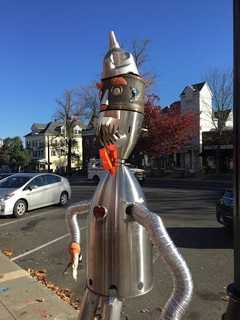 Make-Your-Own Scarecrows Prepare For Ridgefield Contest