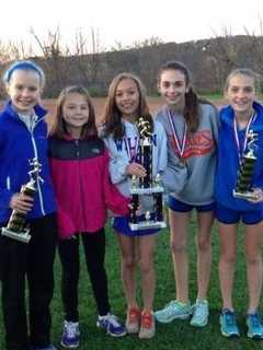 Wilton Running Club Girls Capture Conference Honors
