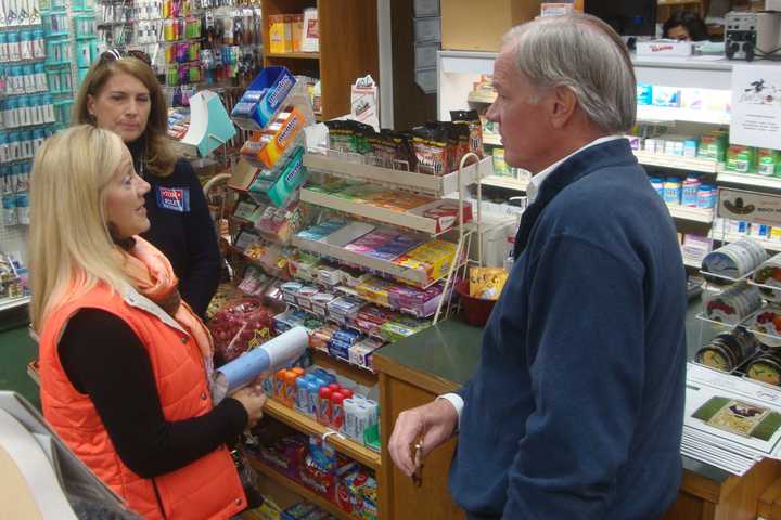 Foley Greets Voters As Campaign Rolls Through Fairfield County