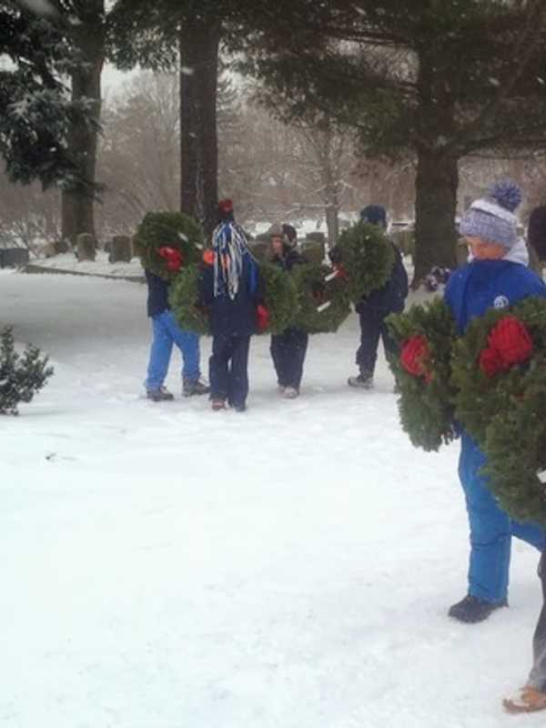 Volunteers Needed For Wreaths Across America Ceremony In Darien Cemetery