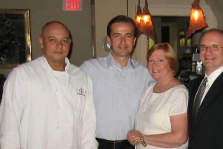 Two Greenwich Restaurants Raise Money To Benefit United Way