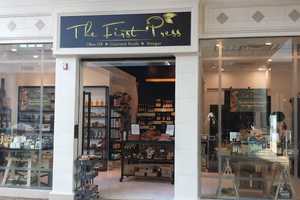 Stamford Woman Opens The First Press In Mall In White Plains