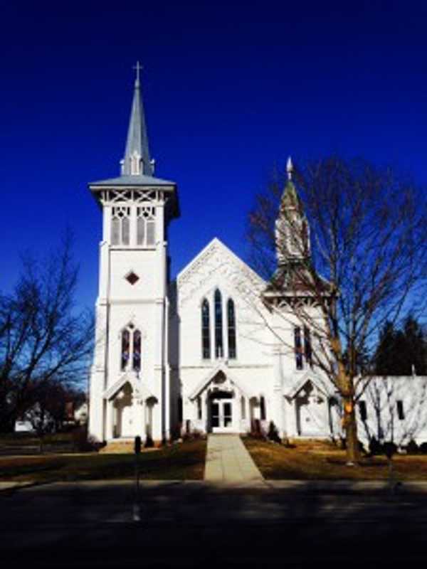 Mount Kisco Church Holds Aromatherapy Workshop