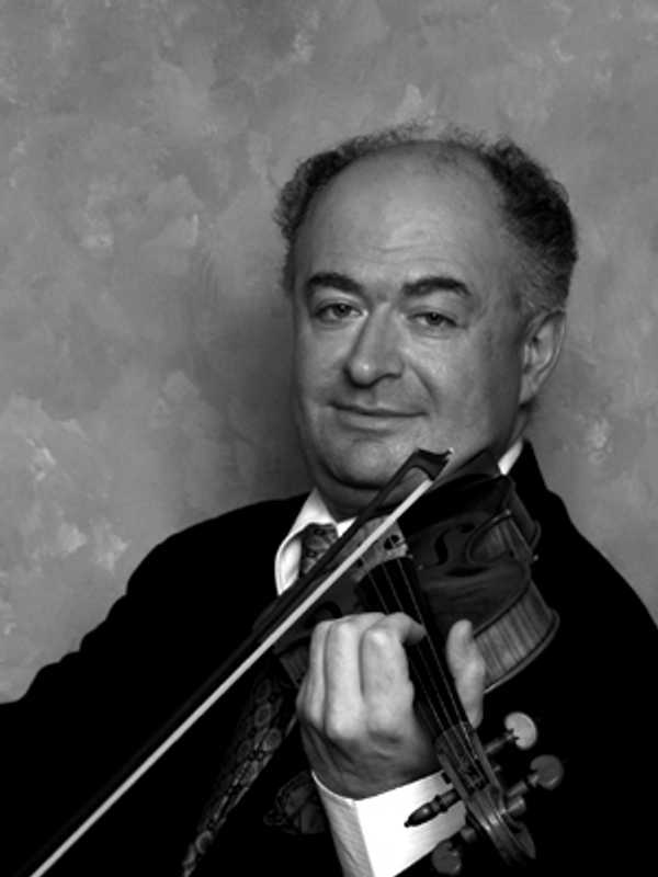 Stamford Symphony Turns Violin Performance Into Social Experience