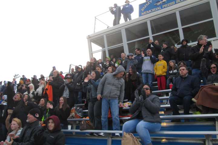 Haldane Fans Cheer On Their Team At Section 1 Football Final In Mahopac