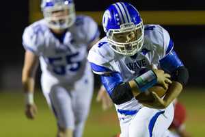 Darien Ranks No. 3 In MaxPreps' Football Rankings