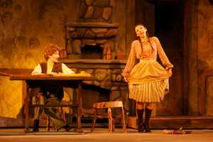 Purchase College Opera Students Perform 'Hansel and Gretel'