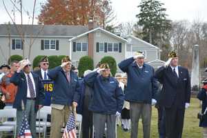 Somers Says 'Thanks' At Veterans Day  Ceremony