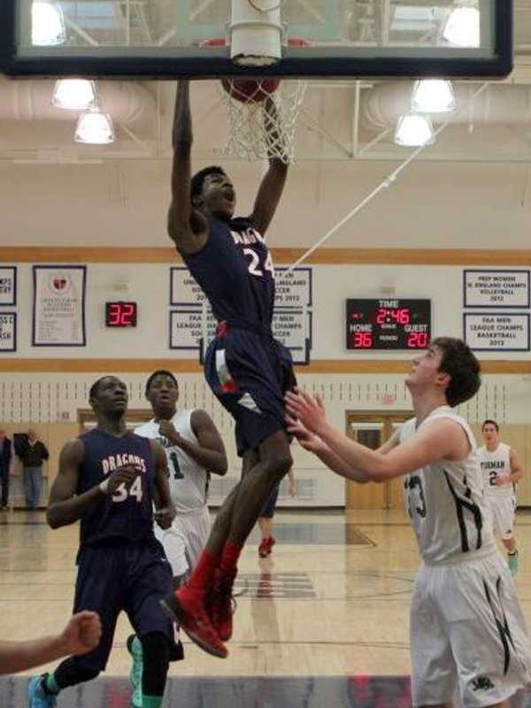 Stamford Basketball Standout Commits To Middlebury