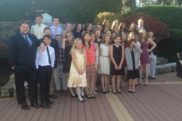 87 Wilton Wahoos Honored At State Swimming Banquet
