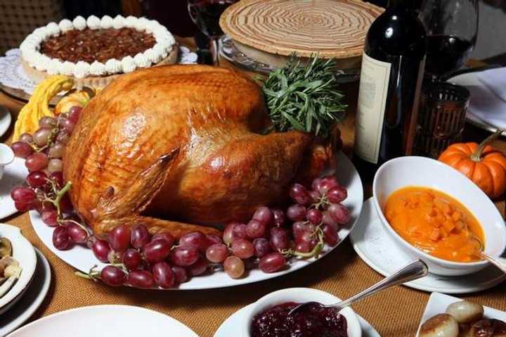 AT&amp;T will be presenting a $5,000 donation to the Pawling Resource Center, wich covers 200 turkeys for both Thanksgiving and Christmas. 