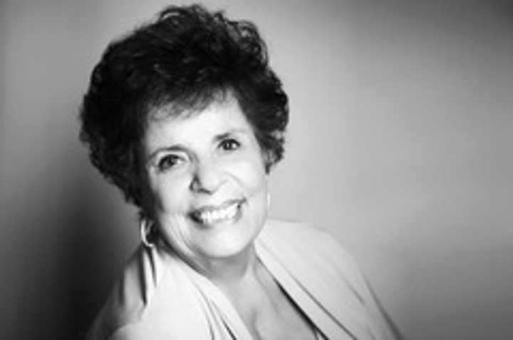 Marie Lynn Leo