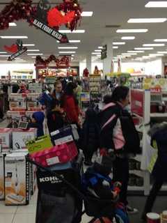 Clarkstown Police Provide Black Friday Safety Tips 