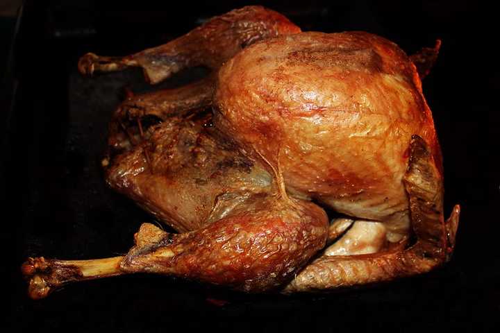 Stamford Police Donate Turkeys To Food Bank Of Lower Fairfield County