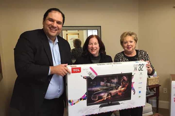 Houlihan Lawrence In Yorktown Awards Raffle Winner Flat Screen TV
