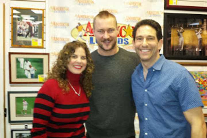 New York Ranger Klein A Hit At Scarsdale Appearance