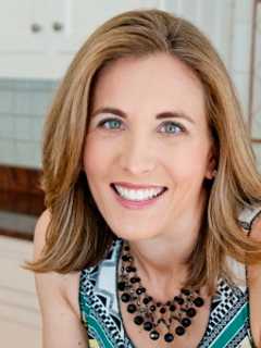 New Canaan Health Coach Launches No Kidding Nutrition For Women, Girls