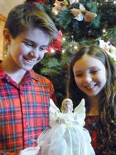 Locals Perform In Westchester Broadway Theatre's Christmas Show 