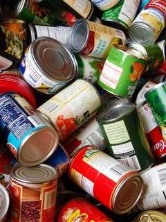 Trumbull Food Pantry Needs Donations