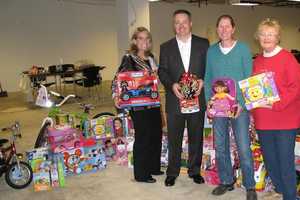Norwalk's Human Services Council Holds Holiday Gift Drive