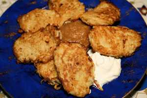 Mount Kisco's Myong Gourmet Serves Up Gluten-Free Latkes