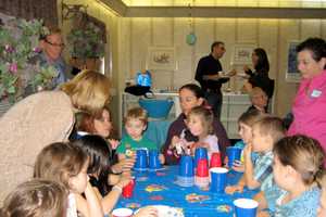 Putnam Valley Temple Hosts Hanukkah Festival 