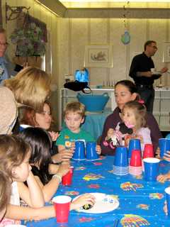 Reform Temple Of Putnam Valley Celebrates Hanukkah 