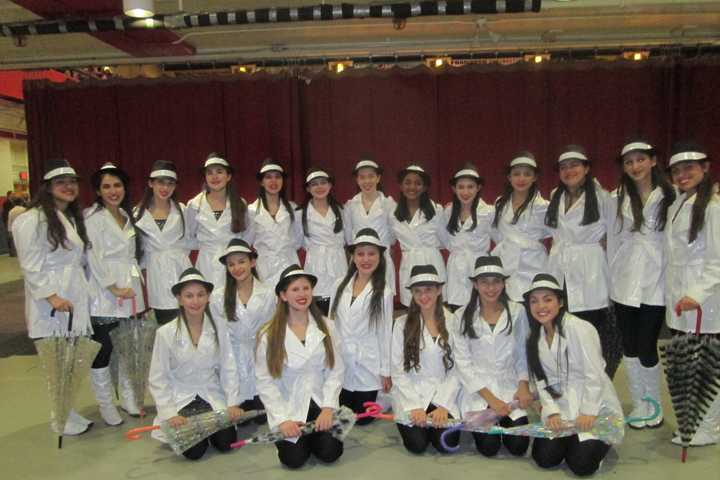 White Plains Dancers Entertain At Westchester Knicks Games 