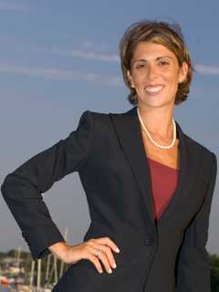 What To Tip For The Holidays? Westchester Expert Offers Advice