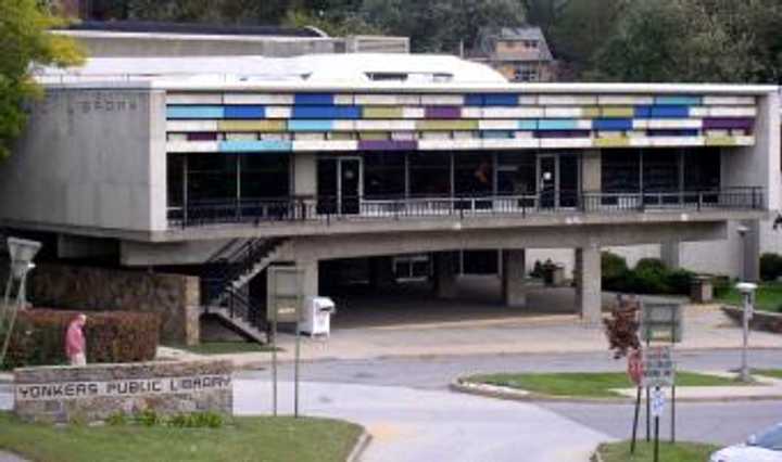 The HBO miniseries Show Me A Hero filmed at the Will Library. 