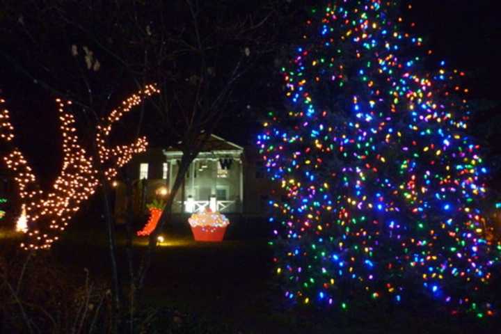 See what&#x27;s open and closed on Christmas in Briarcliff. 