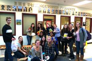 Briarcliff HS's Food For Friends Donate To Food Bank For Westchester