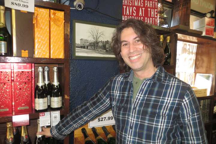 Ready To Ring In 2015? Larchmont Wine Merchant Offers Sparkling Suggestions