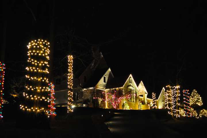 Somers Lions Club Picks Winner Of 'Illuminate Somers' Contest