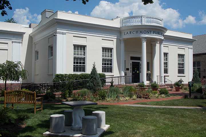 Larchmont Library Opens First Winter Reading Challenge 