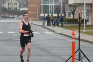 Warm Temps Aid Fairfield County Runners As Boston Buildup Series Steps Off