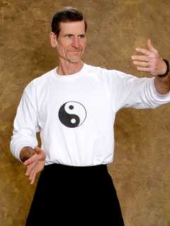 Darien Library's Senior Moments Continues With Qigong