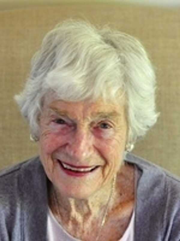 Anne Procter, 85, Longtime Darien Resident